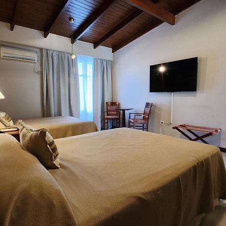 Howard Johnson Inn Rosario De La Frontera Bagian luar foto