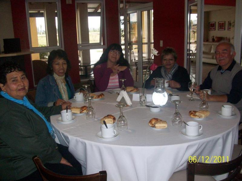 Howard Johnson Inn Rosario De La Frontera Bagian luar foto